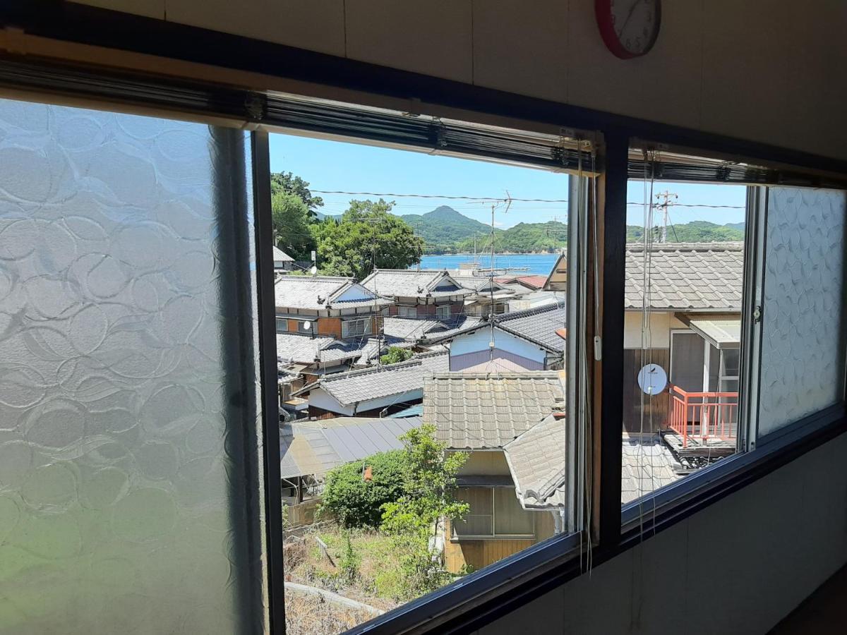 Guesthouse Kume Imabari Railway Station Exterior foto