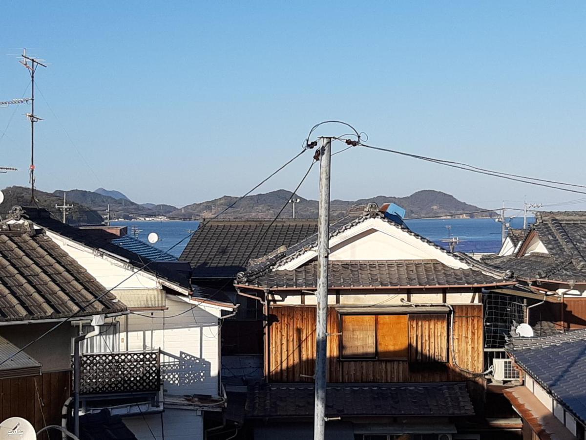 Guesthouse Kume Imabari Railway Station Exterior foto